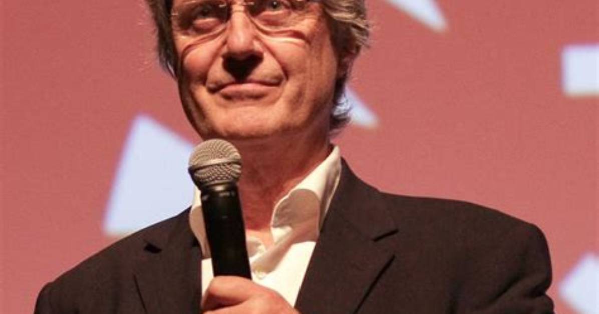 Lasse Hallstrom Bio (Wiki)