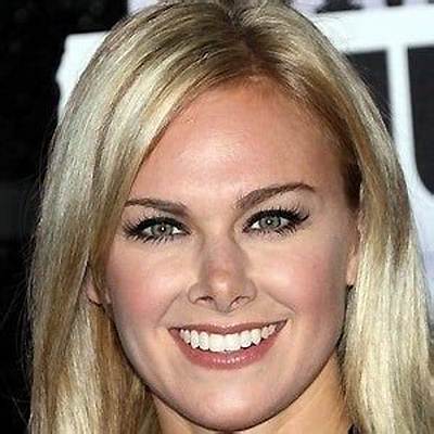 Laura Bell Bundy - Age, Family, Bio