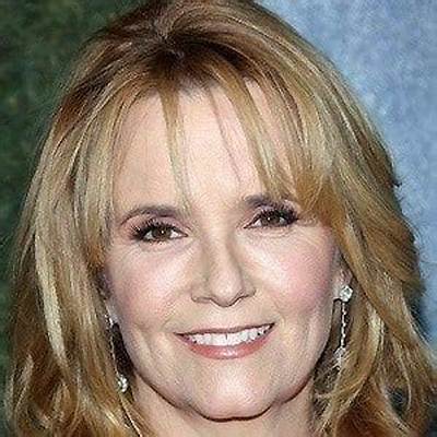 Lea Thompson - Age, Family, Bio