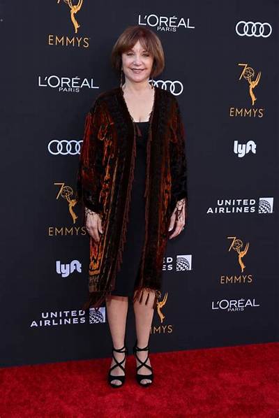Lee Garlington Net Worth - Wiki, Age, Weight and Height, Relationships, Family, and More