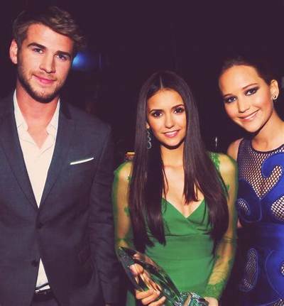 Liam Hemsworth and Nina Dobrev Hang out in Atlanta