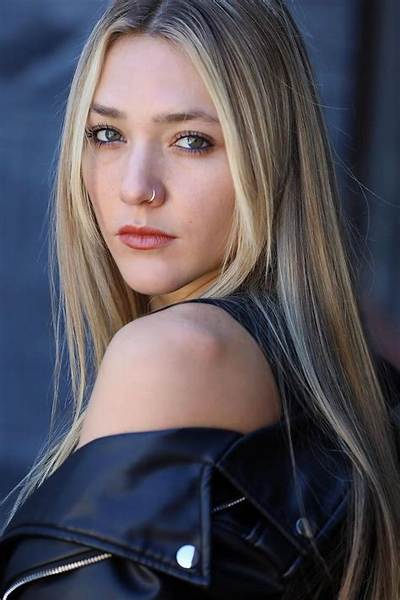 Lili Sepe Bio (Wiki)
