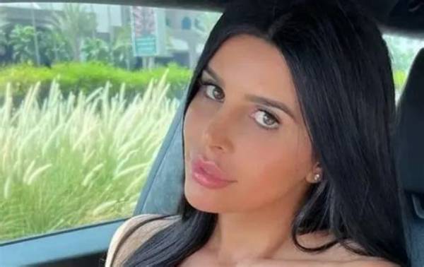 Lily Adrianne - Age, Family, Bio