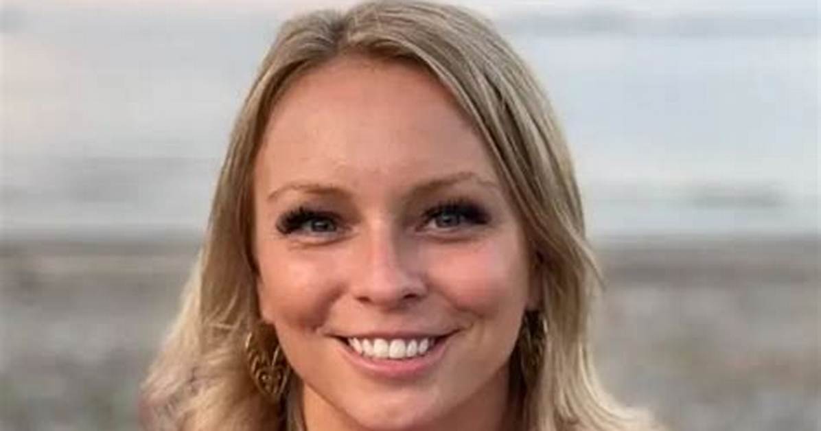 Lindsey Georgoulis Height, Weight, Net Worth, Age, Birthday, Wikipedia, Who, Nationality, Biography