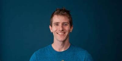 Linus Sebastian Height, Weight, Net Worth, Age, Birthday, Wikipedia, Who, Nationality, Biography