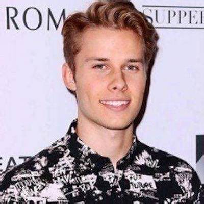 Logan Shroyer - Age, Family, Bio