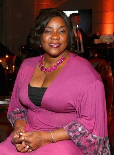 Loretta Devine Height, Weight, Net Worth, Age, Birthday, Wikipedia, Who, Instagram, Biography