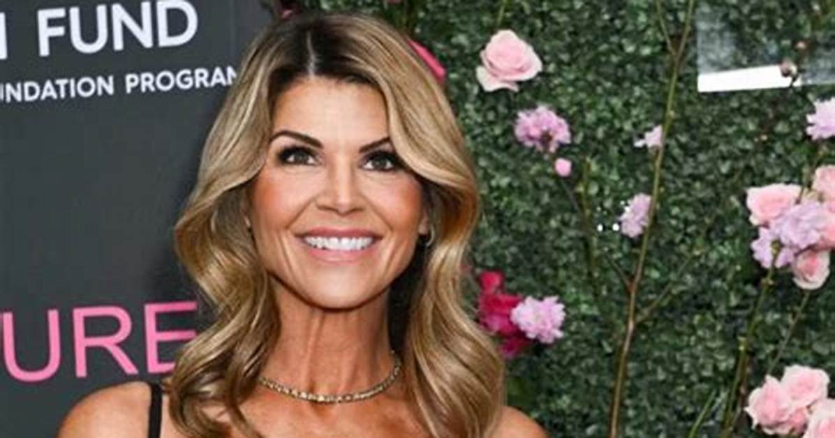Lori Loughlin - Age, Family, Bio