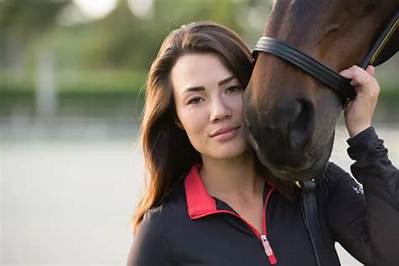 Lou Pai Net Worth - Wiki, Age, Weight and Height, Relationships, Family, and More
