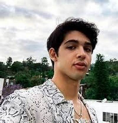 Luca Oriel - Age, Family, Bio