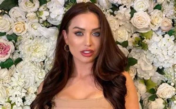 Lucinda Nicholas Height, Weight, Net Worth, Age, Birthday, Wikipedia, Who, Instagram, Biography