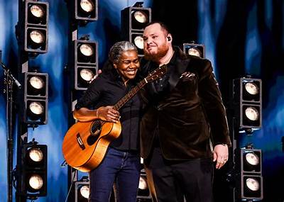 Luke Combs Thanks Tracy Chapman: I Had the ‘Best Seat in the House’
