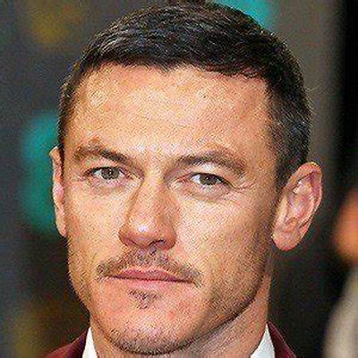 Luke Evans - Age, Family, Bio