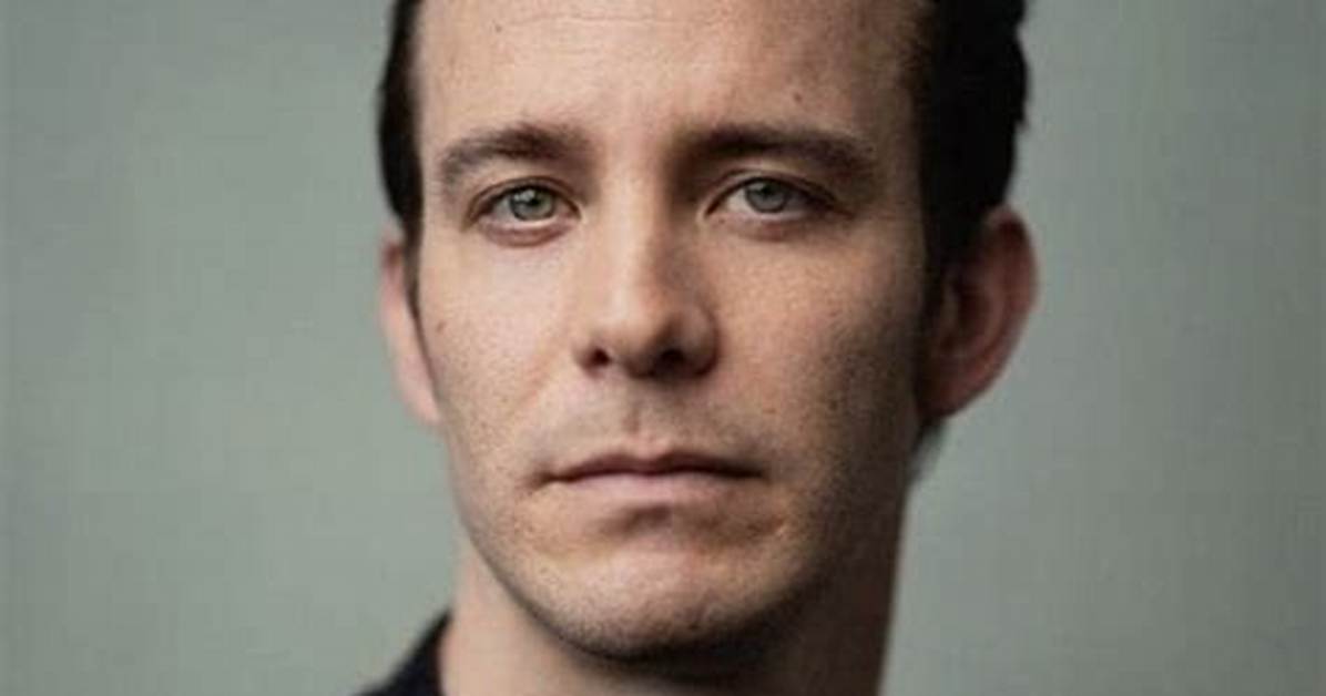 Luke Thompson Net Worth, Age, Girlfriend, Family, Biography & More