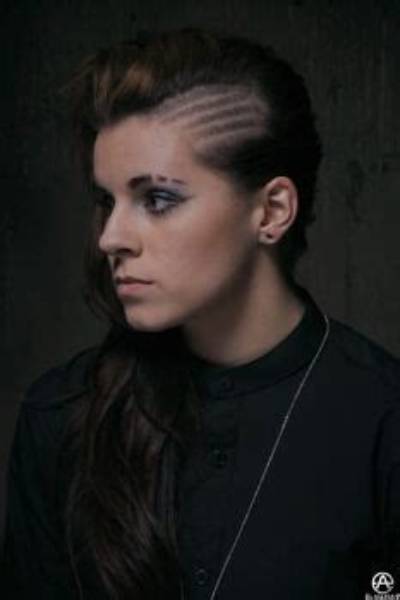 Lyndsey Gunnulfsen Bio (Wiki)