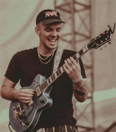Mac Ayres - Age, Family, Bio