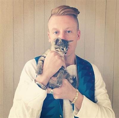 Macklemore Is Obsessed with His Kitten, Cairo: Does This Make You Like Him More?