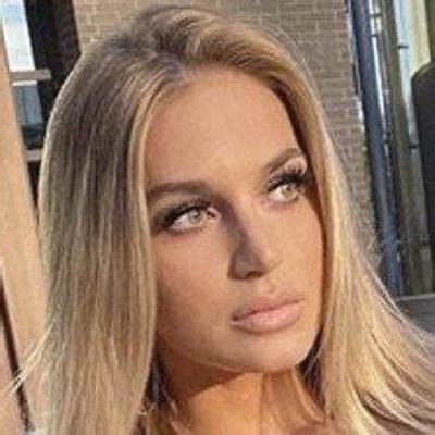 Maddie Gray (Instagram Star) - Age, Family, Bio