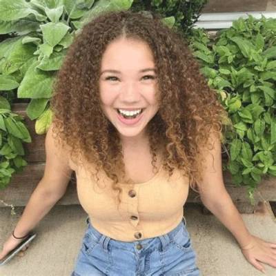 Madison Haschak Age, Parents, Bio, Net Worth, Haschak Sisters, Earnings