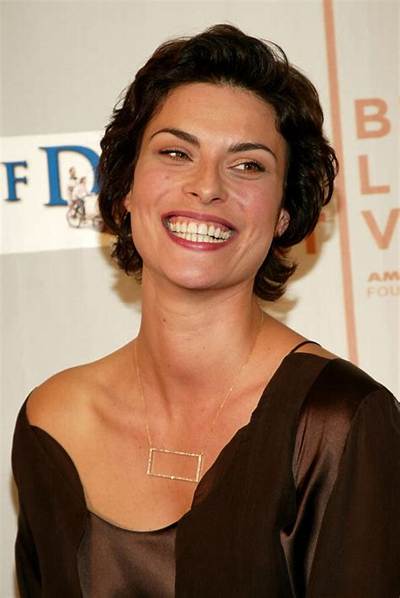 Magali Amadei Net Worth - Wiki, Age, Weight and Height, Relationships, Family, and More