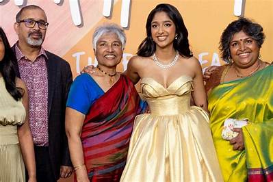 Maitreyi Ramakrishnan Mom Kiruthiha Kulendiren Age, Birthday, Wikipedia, Who, Nationality, Biography