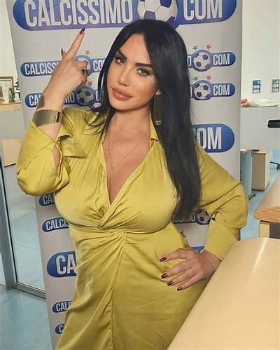 Marika Fruscio - Age, Family, Bio
