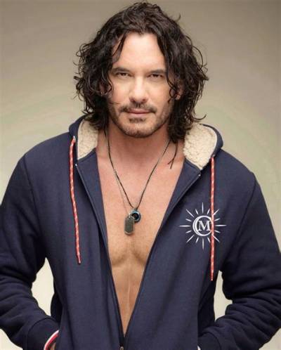 Mario Cimarro - Age, Family, Bio