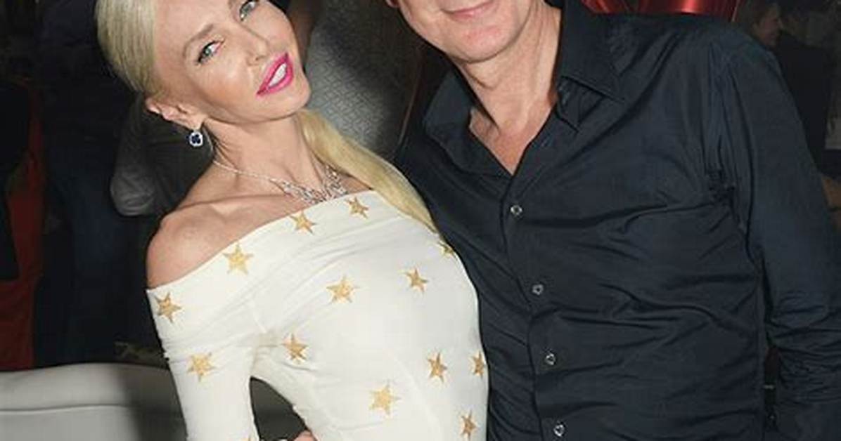 Mark Daeche Is Married to Millionaire Skincare Mogul Wife Amanda Caroline Cronin, How Much Is the Couple Worth?