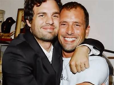 Mark Ruffalo’s Brother Dies from Gunshot Wound