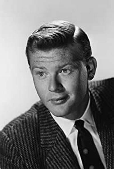 Martin Milner Net Worth - Wiki, Age, Weight and Height, Relationships, Family, and More