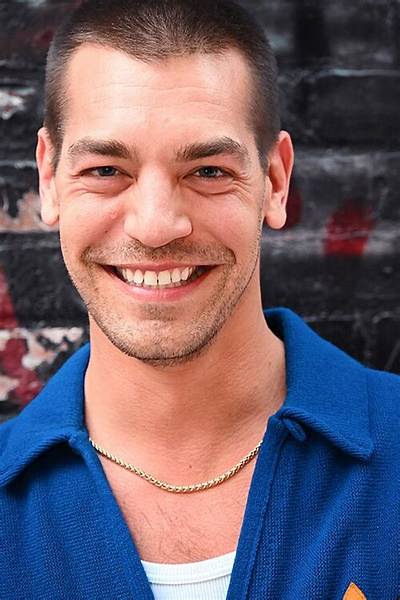 Matt Rogers Bio (Wiki)