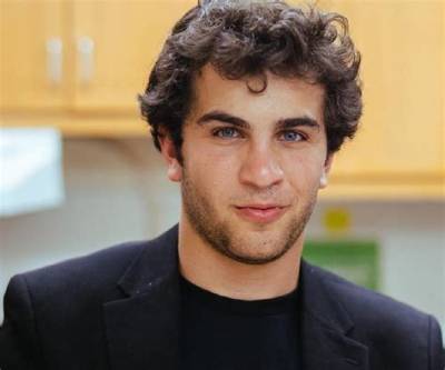 Matthew Merril - Age, Family, Bio