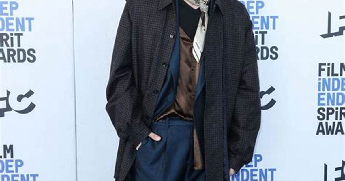 Matthias Schweigh%C3%B6Fer Height Weight Net Worth Age 400. Jpg