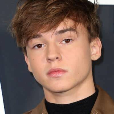 Maxwell Jenkins - Age, Family, Bio