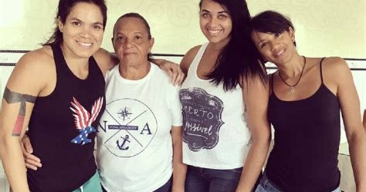 Meet Amanda Nunes Parents Ivete and Sindoval Nunes, Siblings Vanessa