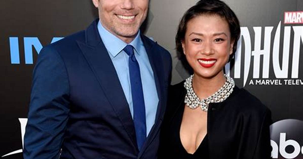 Meet Anson Mount Wife Darah Trang Married Life and Age Gap