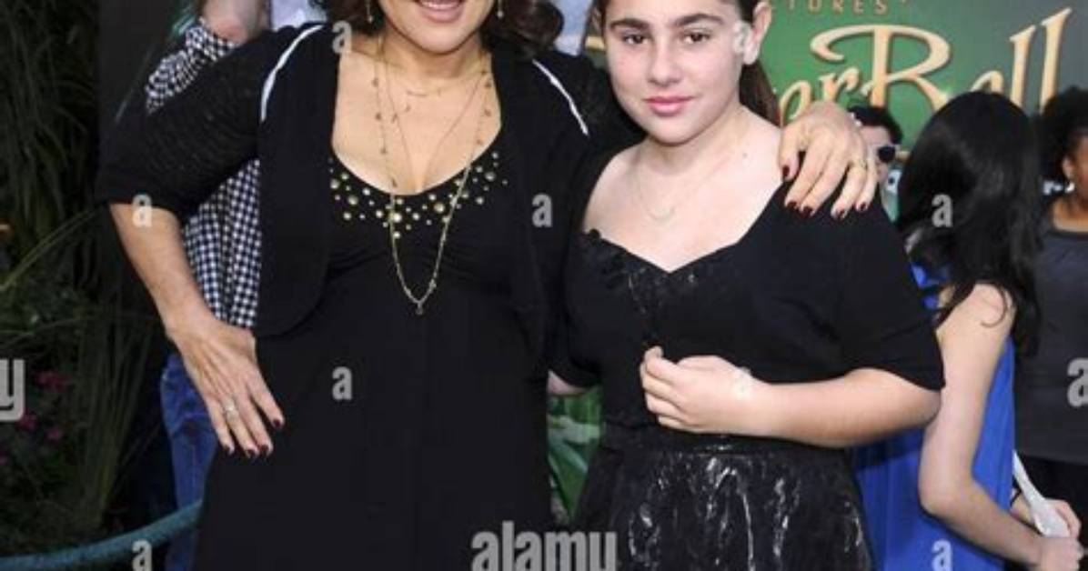 Meet Kathy Najimy Kids: Samia, Samia Finnerty, Husband Dan and Net Worth