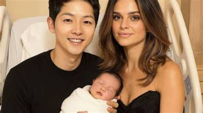 Meet Katy Louise Saunders: 4 Facts About the British Actress Allegedly Dating Song Joong-Ki