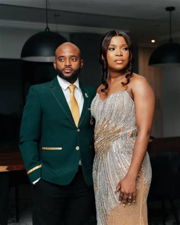 Meet Temba Bavuma Wife Phila Lobi on Instagram, Cricketer Background and Divinity