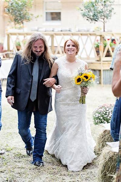 Melody Van Zant Wikipedia, Age, Husband, Children, Parents, Net Worth, Height, Siblings, Instagram, Facebook