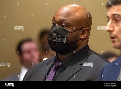 Memphis Cop Desmond Mills Jr. Might Not Have Been Able ‘To See’ During Tyre Nichols Beating: Lawyer