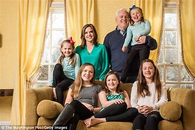 Mercedes Schlapp Children: Meet Viana Schlapp, Caacterina Schlapp, Elissa Schlapp, Ava Schlapp, and Lucia Schlapp