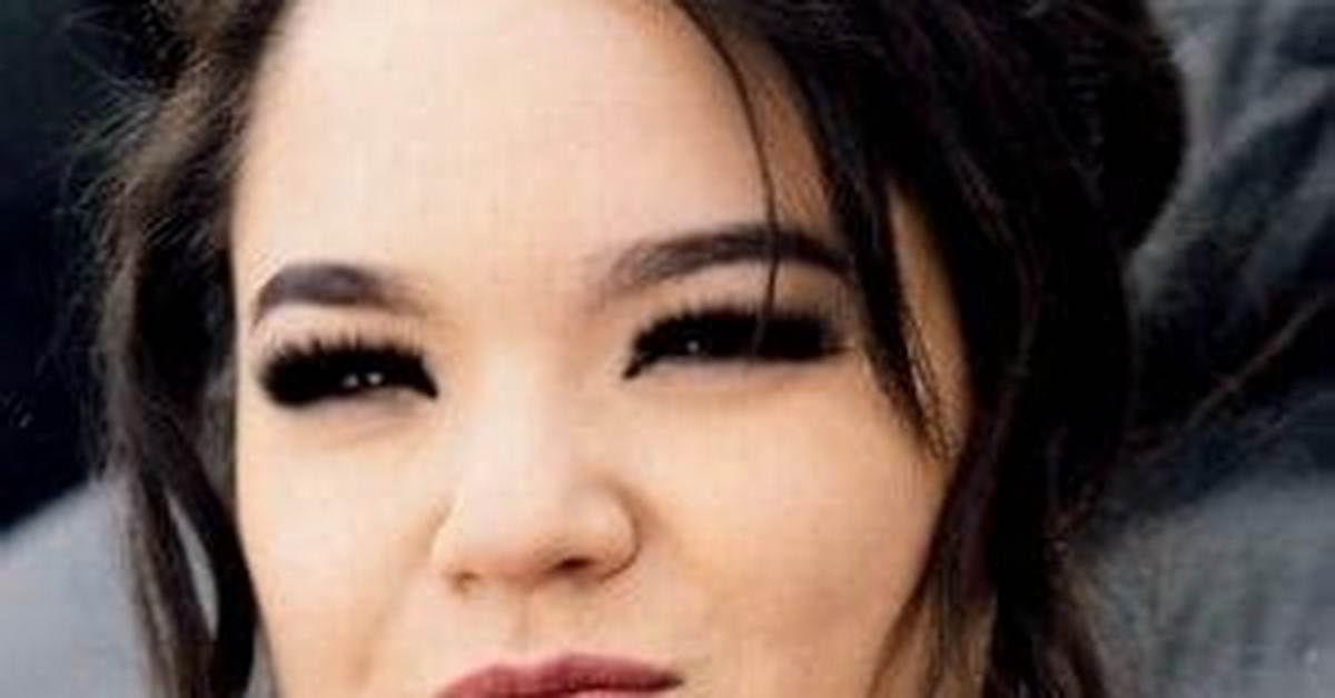 Mia Asano - Age, Family, Bio