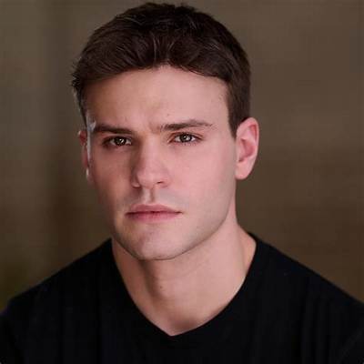 Mika Amonsen Bio (Wiki)