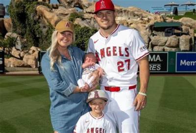 Mike Ford Family: Wife, Children, Parents, Siblings