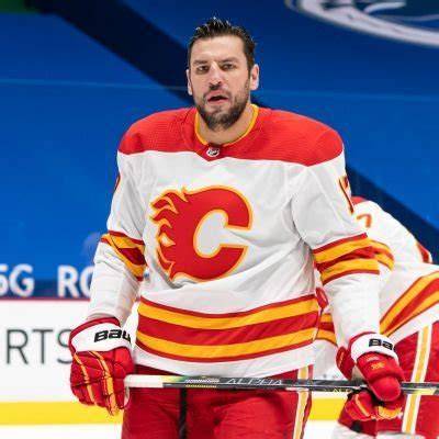 Milan Lucic Height, Weight, Net Worth, Age, Birthday, Wikipedia, Who, Instagram, Biography