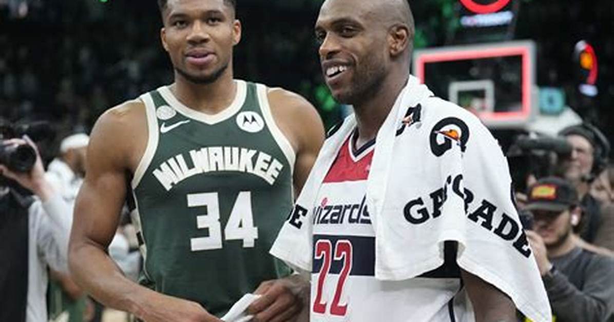 Milwaukee Bucks' Small Forward, Khris Middleton Has a Net Worth of $30 Million!