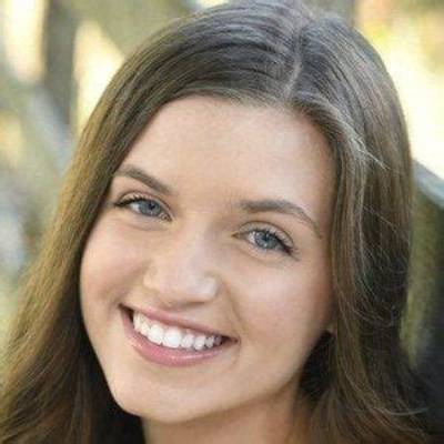 Mimi Drabik - Age, Family, Bio