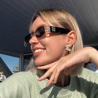 Mimikliffi - Age, Family, Bio