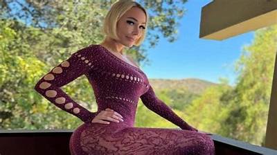Minaa Monroe Height, Weight, Net Worth, Age, Birthday, Wikipedia, Who, Nationality, Biography